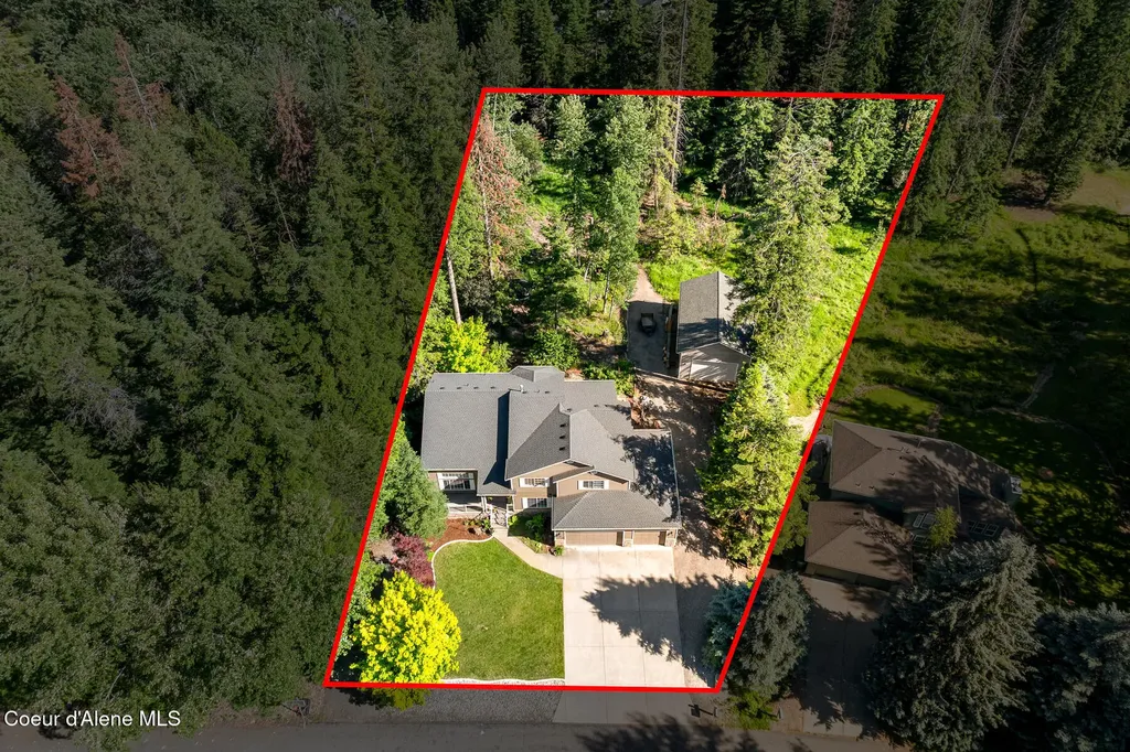 3256 E Cambridge Drive Hayden ID 83835