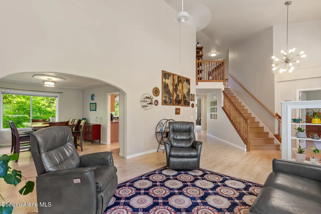 3256 E Cambridge Drive Hayden ID 83835