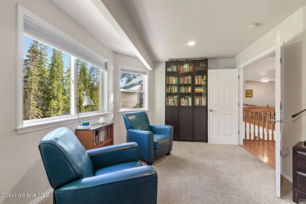 3256 E Cambridge Drive Hayden ID 83835