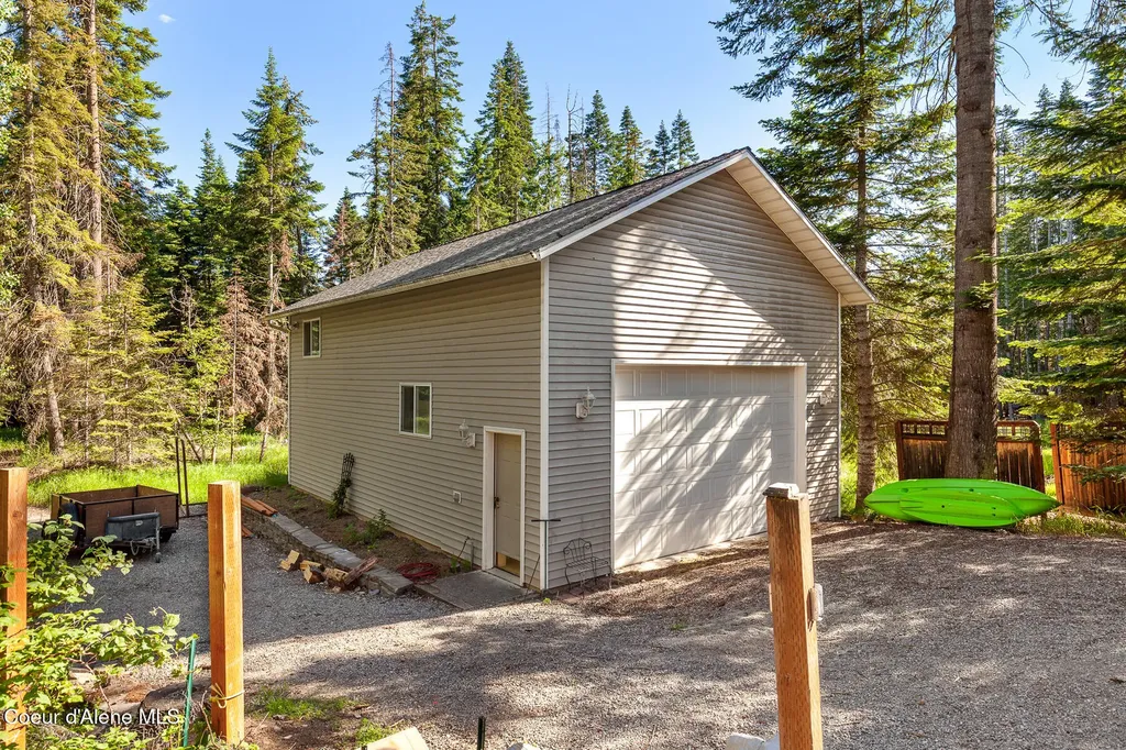 3256 E Cambridge Drive Hayden ID 83835