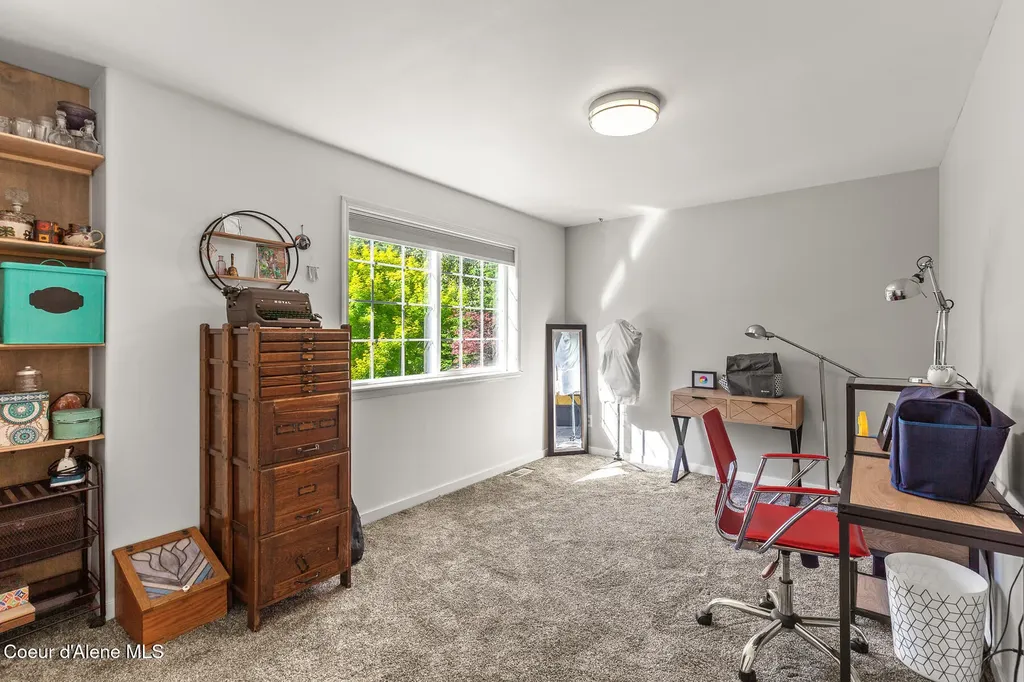 3256 E Cambridge Drive Hayden ID 83835
