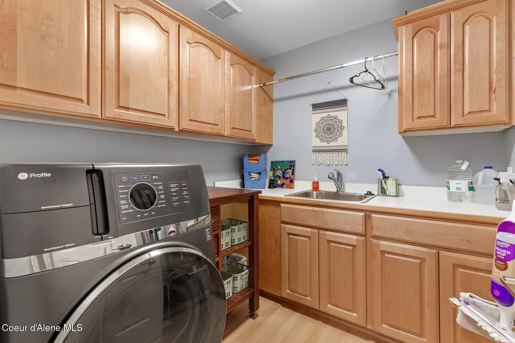 3256 E Cambridge Drive Hayden ID 83835