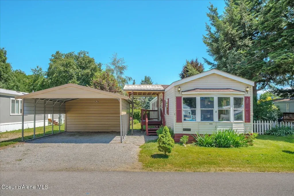 9090 N Runkle Road Hayden ID 83835