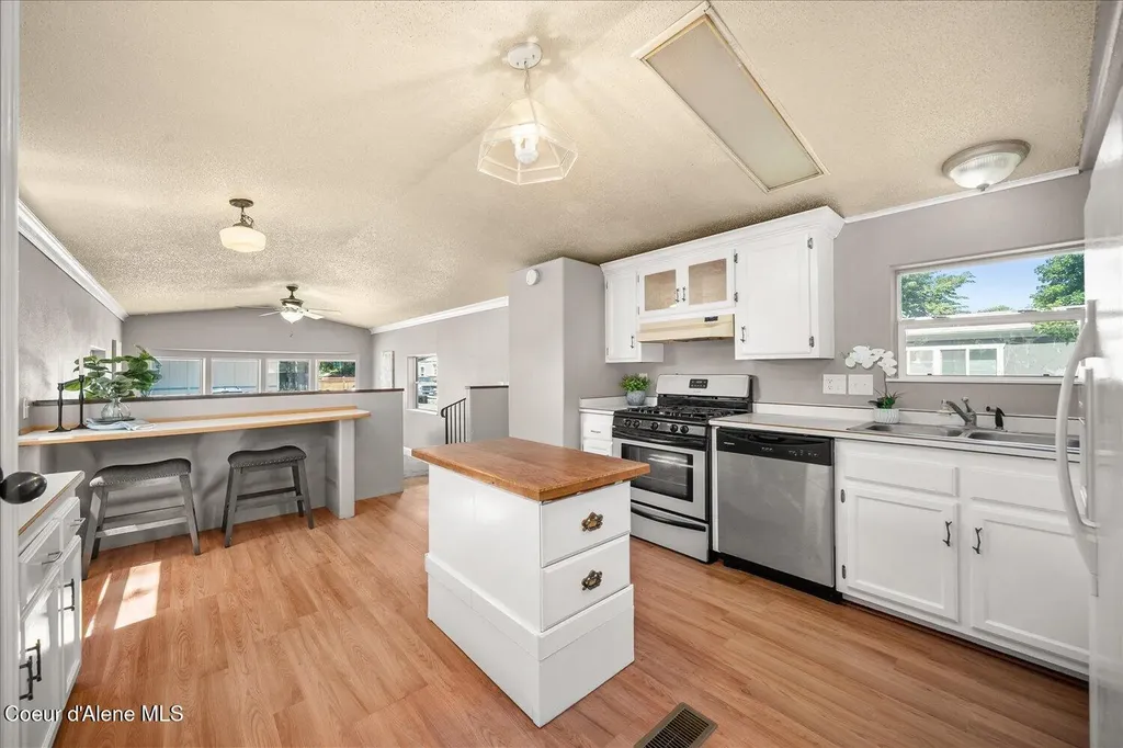 9090 N Runkle Road Hayden ID 83835