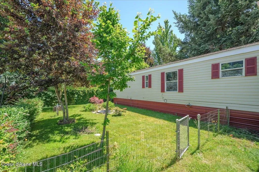 9090 N Runkle Road Hayden ID 83835