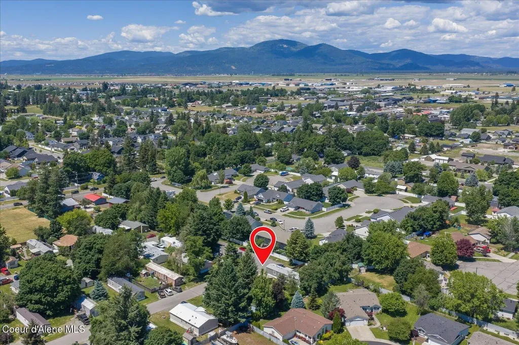 9090 N Runkle Road Hayden ID 83835