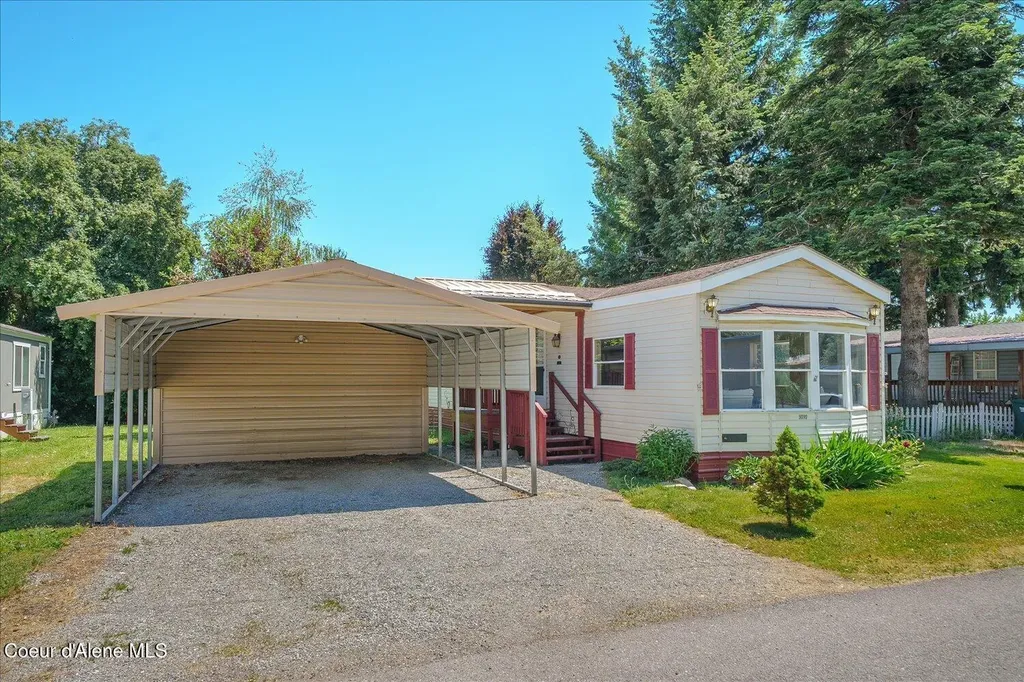 9090 N Runkle Road Hayden ID 83835