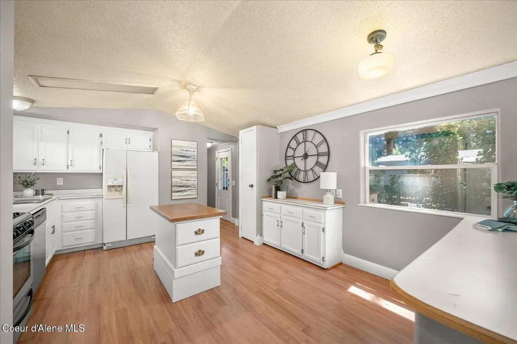 9090 N Runkle Road Hayden ID 83835