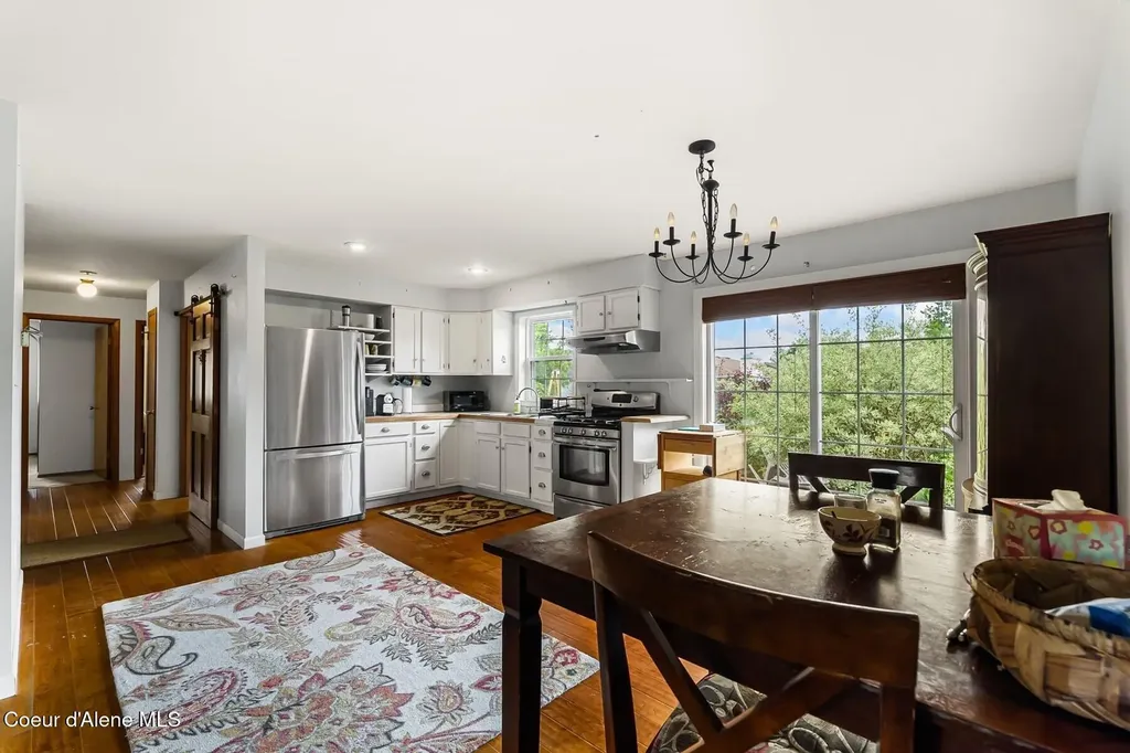 1711 Poplar Sandpoint ID 83864