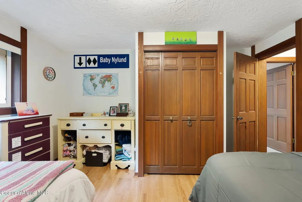 272 Hidden Spring Road Sandpoint ID 83864