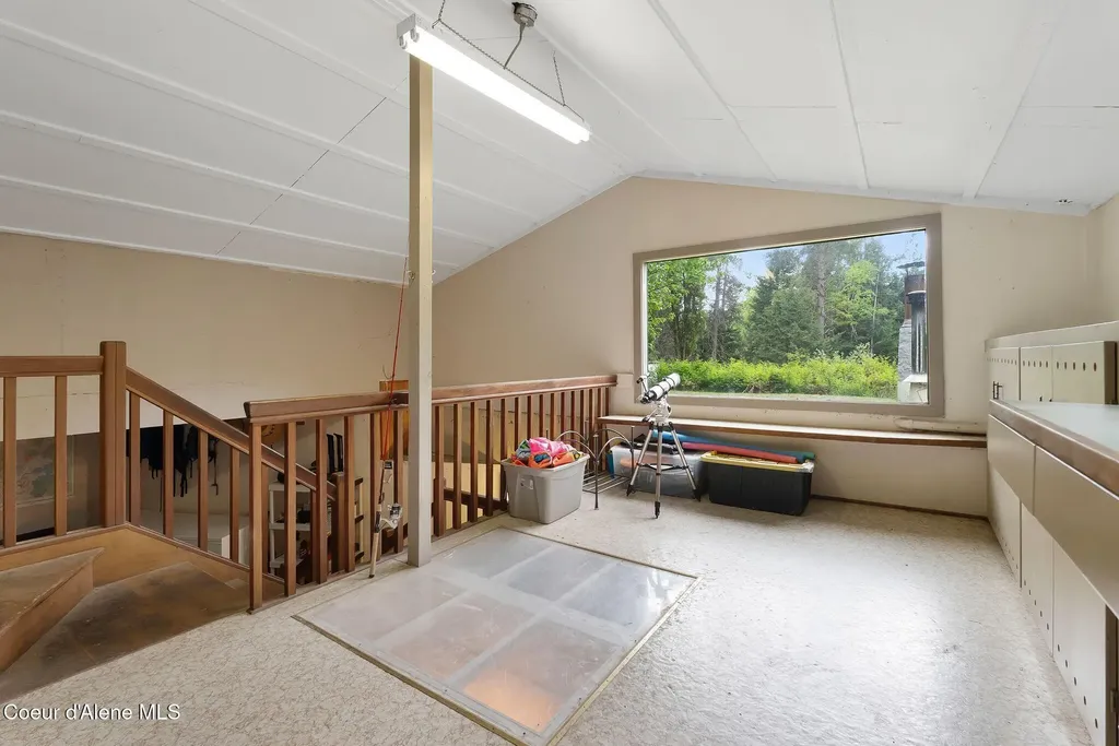 272 Hidden Spring Road Sandpoint ID 83864