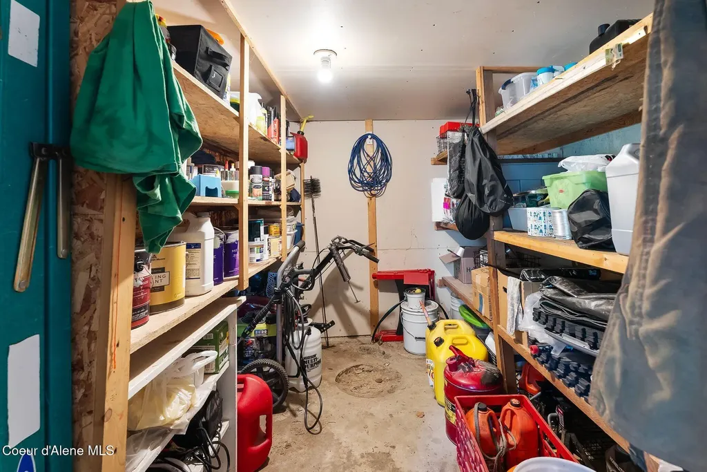 272 Hidden Spring Road Sandpoint ID 83864