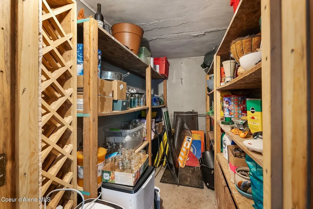 272 Hidden Spring Road Sandpoint ID 83864