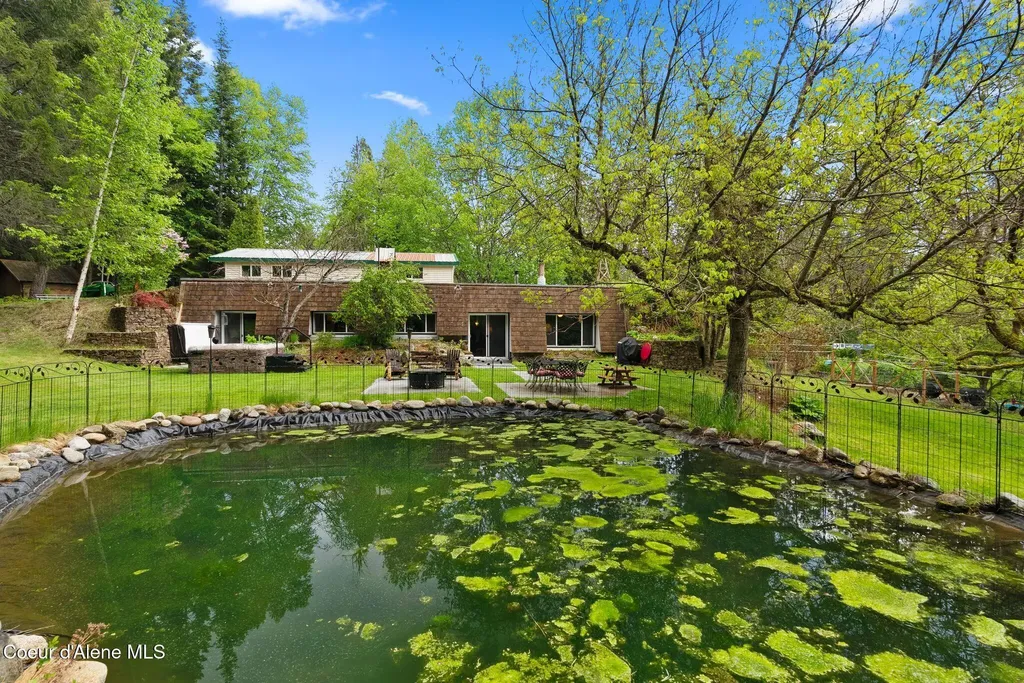 272 Hidden Spring Road Sandpoint ID 83864