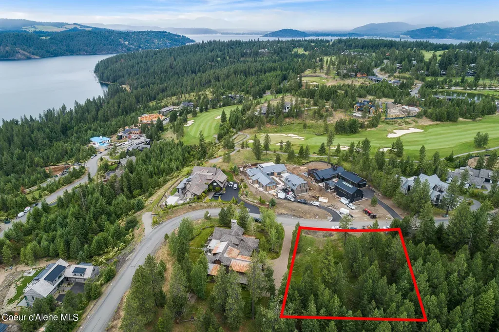 8257 S Buckrail Road Harrison ID 83833