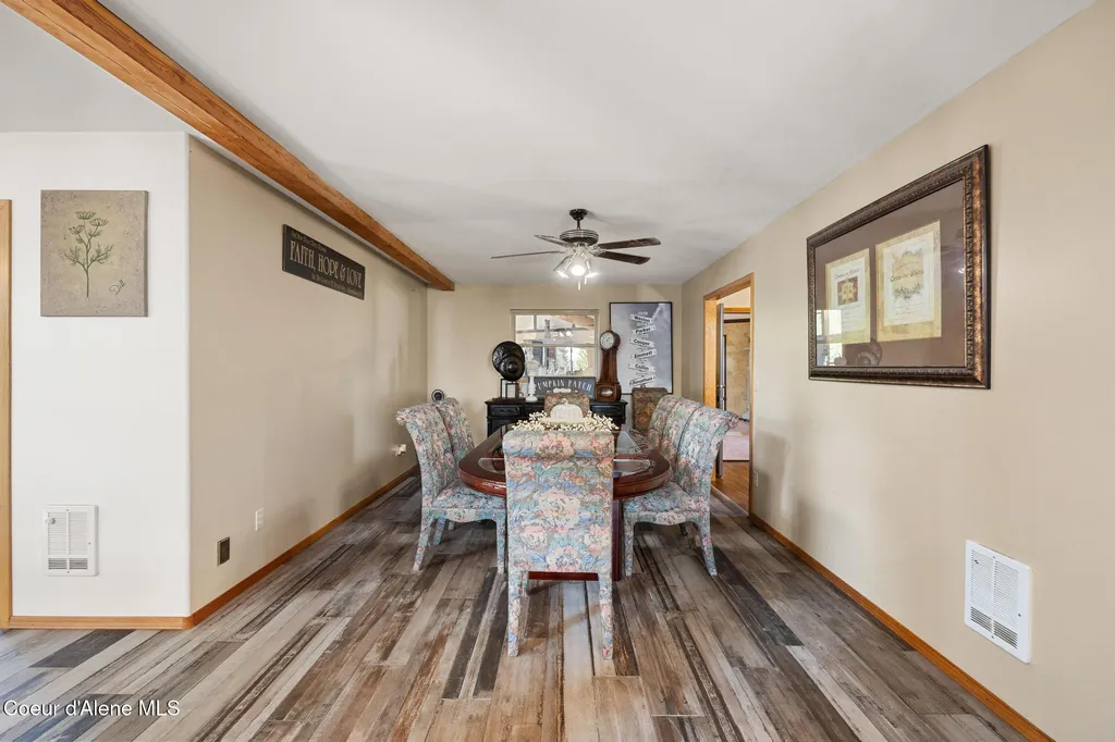 299 Oak Terrace Creek Cocolalla ID 83813