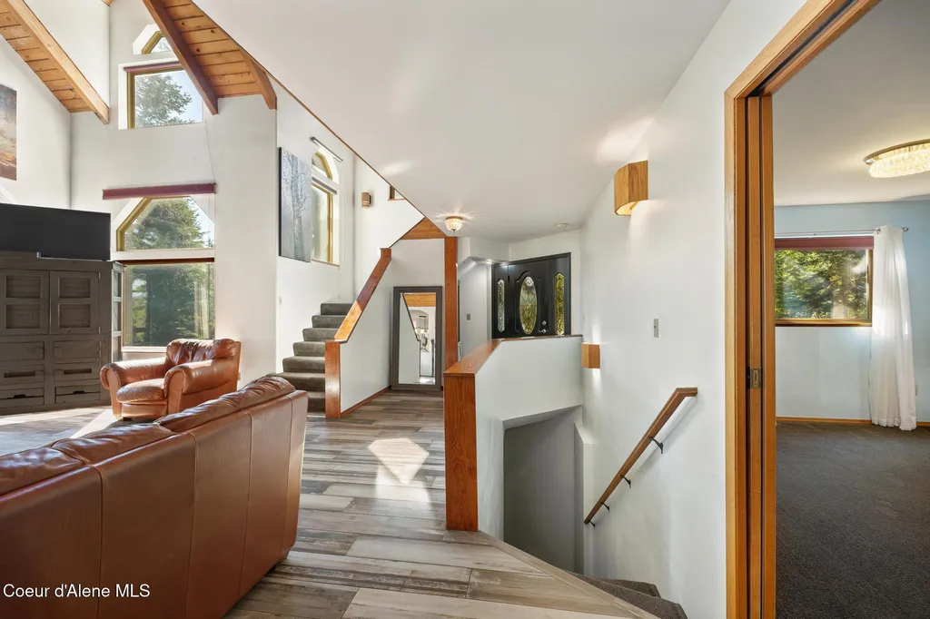 299 Oak Terrace Creek Cocolalla ID 83813