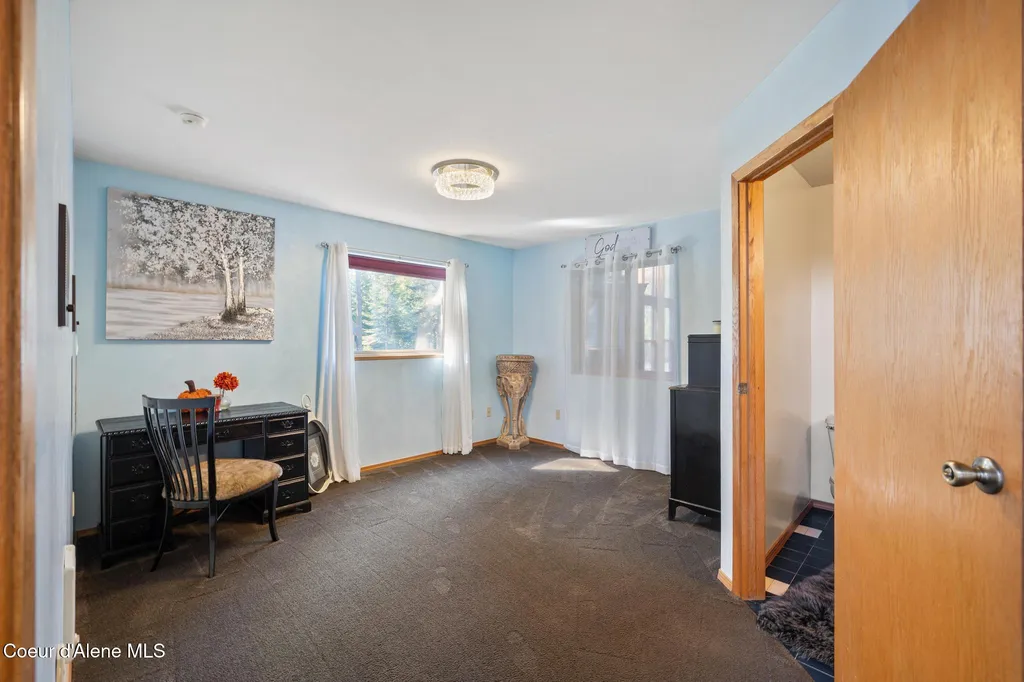 299 Oak Terrace Creek Cocolalla ID 83813