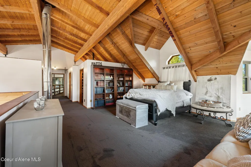 299 Oak Terrace Creek Cocolalla ID 83813