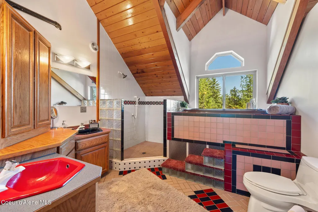 299 Oak Terrace Creek Cocolalla ID 83813