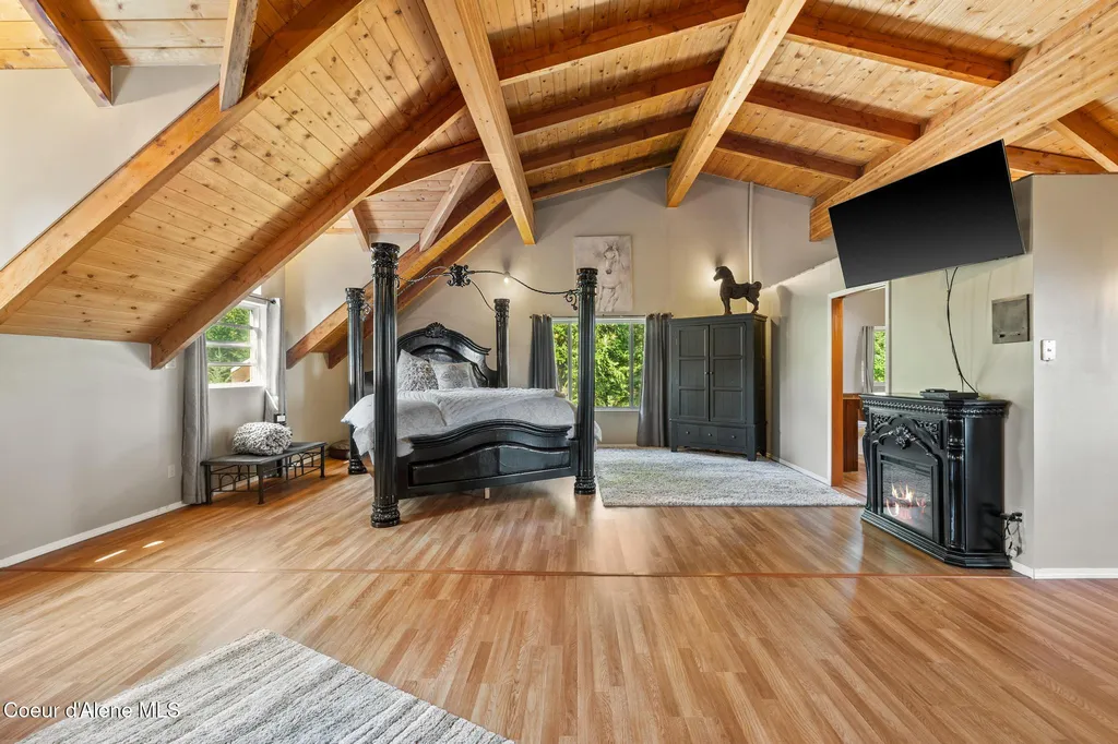 299 Oak Terrace Creek Cocolalla ID 83813