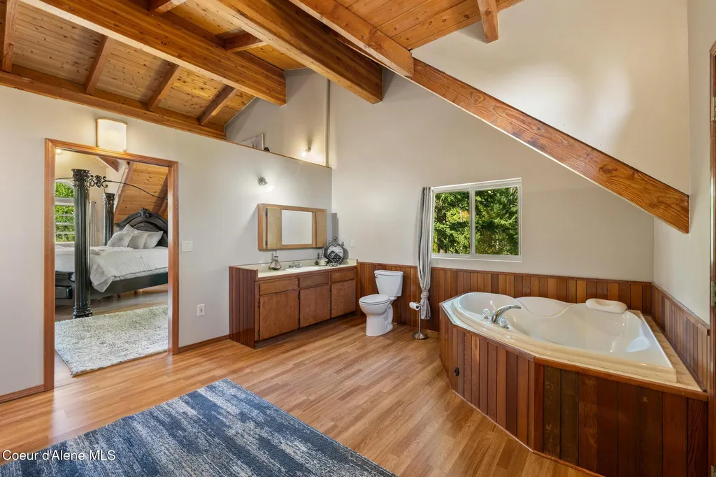 299 Oak Terrace Creek Cocolalla ID 83813
