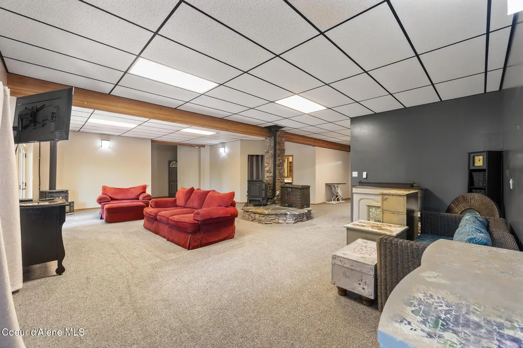 299 Oak Terrace Creek Cocolalla ID 83813