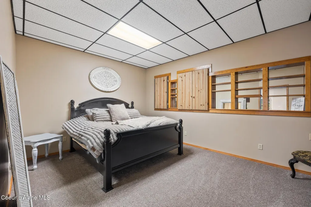 299 Oak Terrace Creek Cocolalla ID 83813