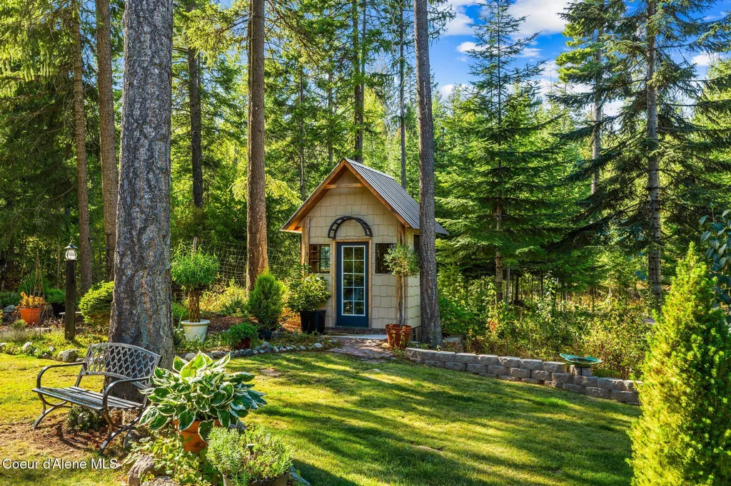 299 Oak Terrace Creek Cocolalla ID 83813