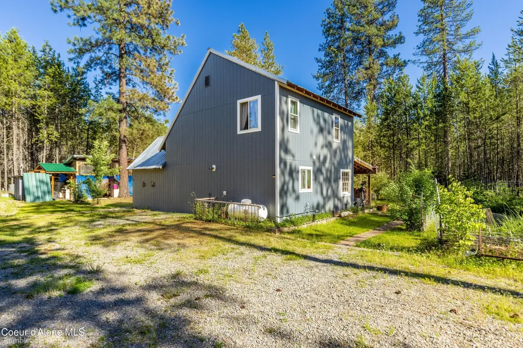 89 Jada Drive Blanchard ID 83804