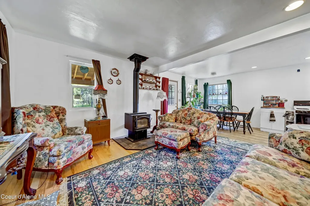 89 Jada Drive Blanchard ID 83804