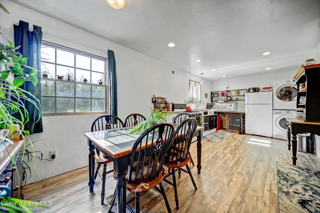 89 Jada Drive Blanchard ID 83804