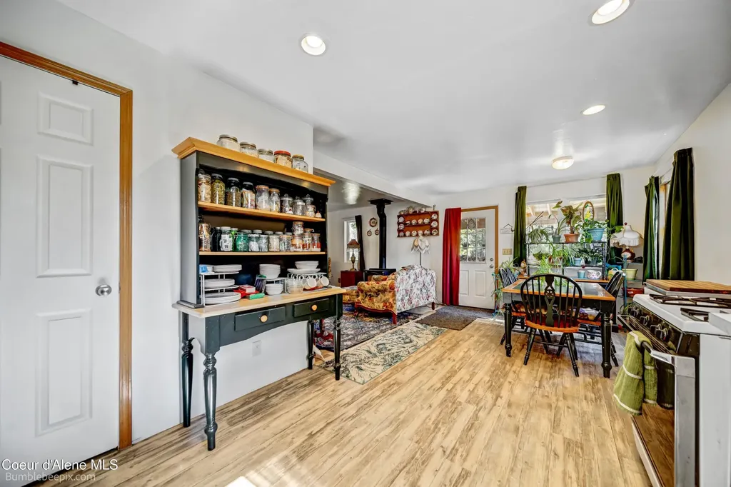 89 Jada Drive Blanchard ID 83804