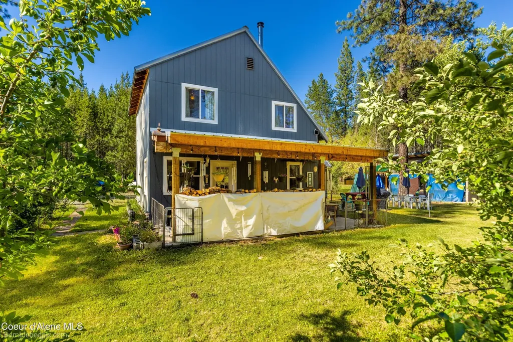 89 Jada Drive Blanchard ID 83804