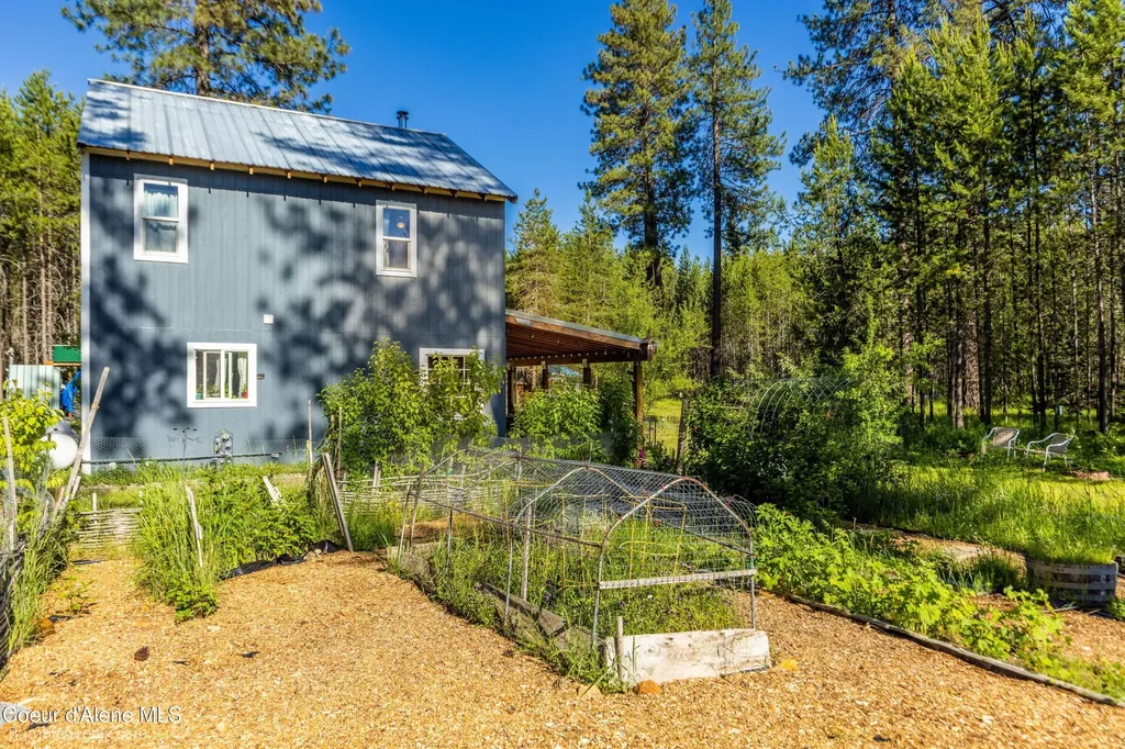 89 Jada Drive Blanchard ID 83804