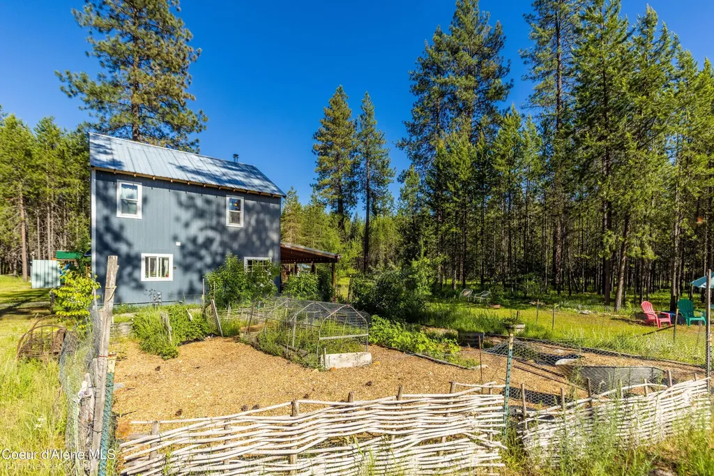 89 Jada Drive Blanchard ID 83804