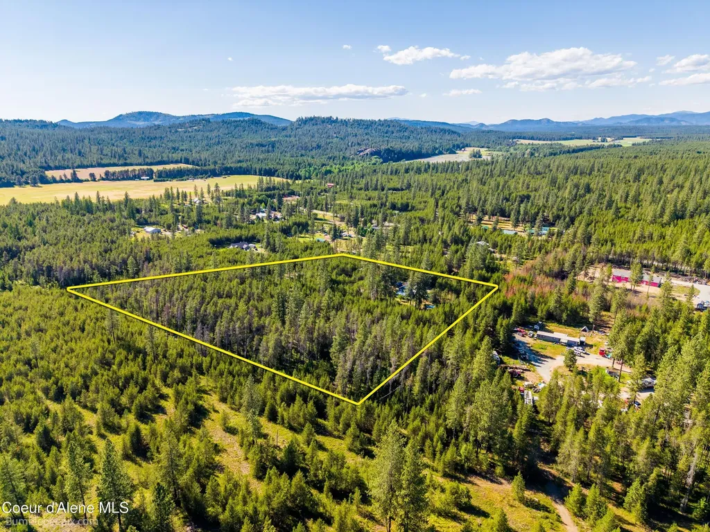 89 Jada Drive Blanchard ID 83804