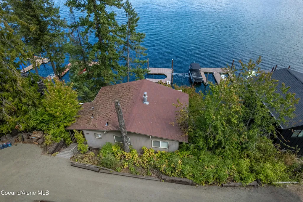 815 W Edgewater Court Worley ID 83876