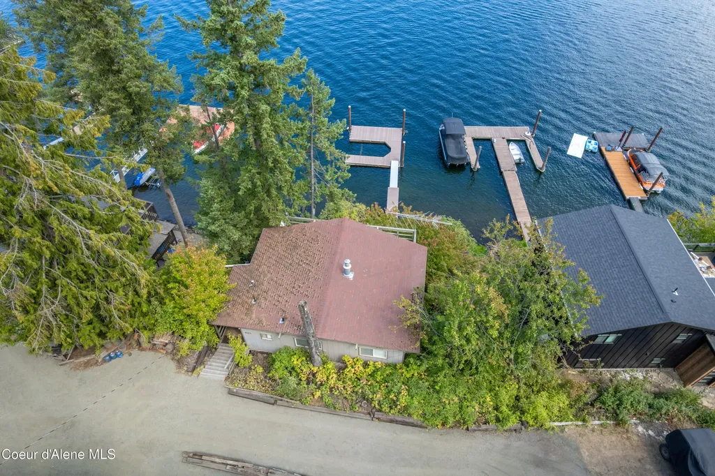 815 W Edgewater Court Worley ID 83876