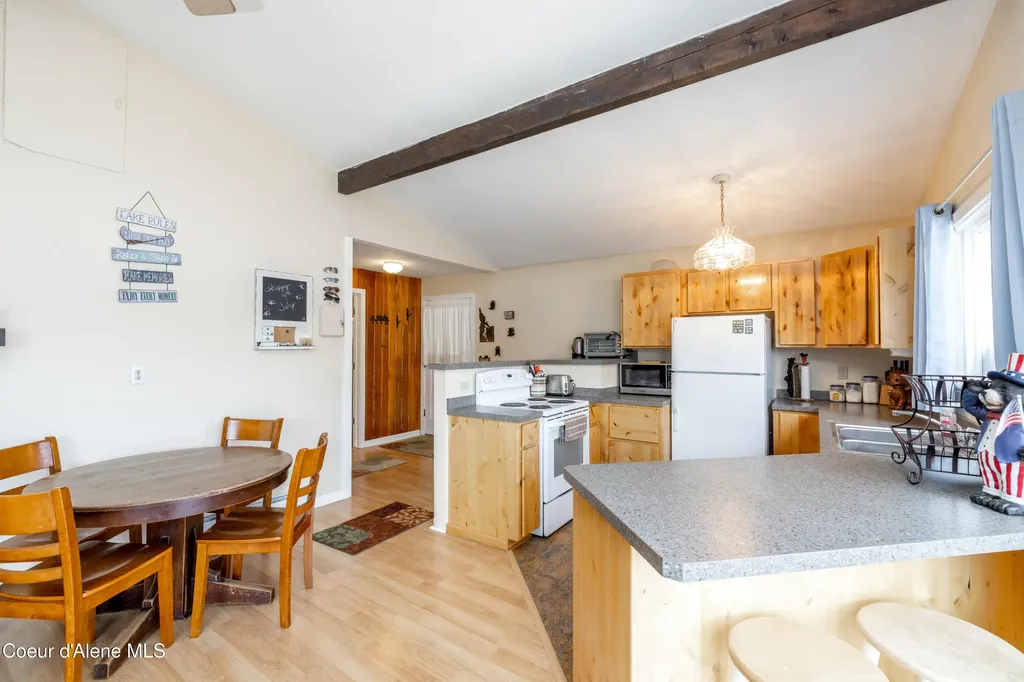 815 W Edgewater Court Worley ID 83876