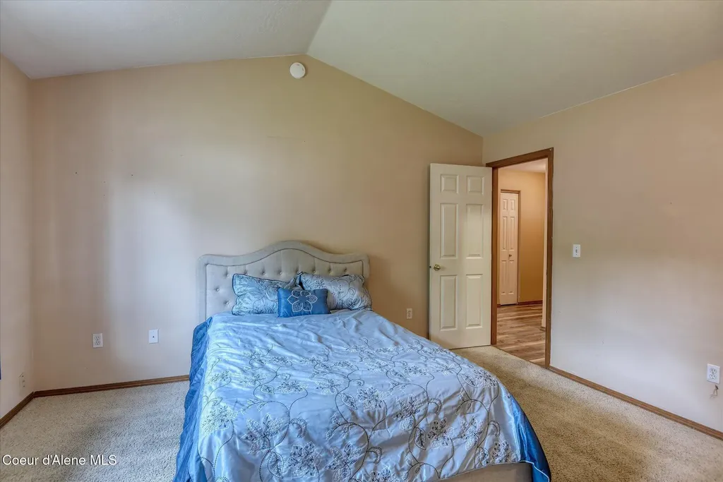 5372 W Hedgewood Avenue Post Falls ID 83854