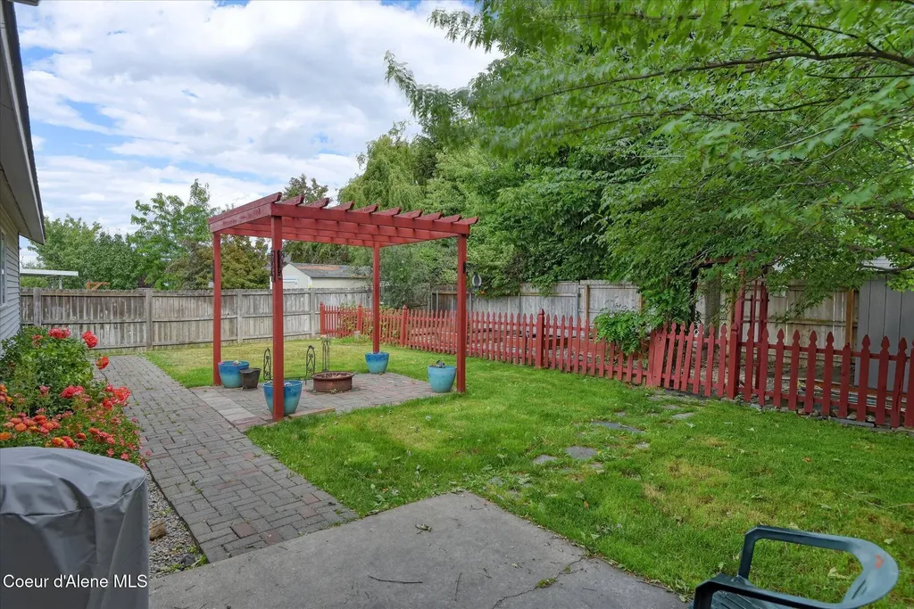 5372 W Hedgewood Avenue Post Falls ID 83854