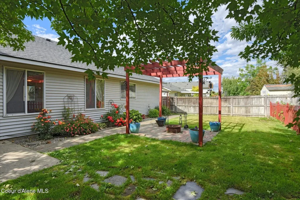 5372 W Hedgewood Avenue Post Falls ID 83854