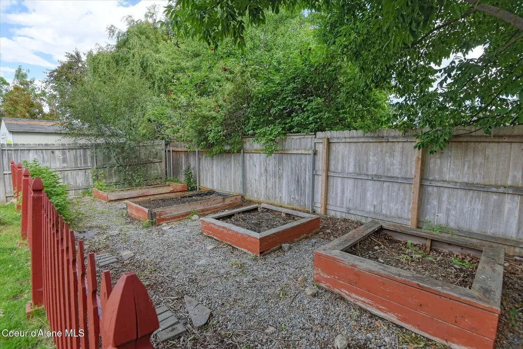 5372 W Hedgewood Avenue Post Falls ID 83854
