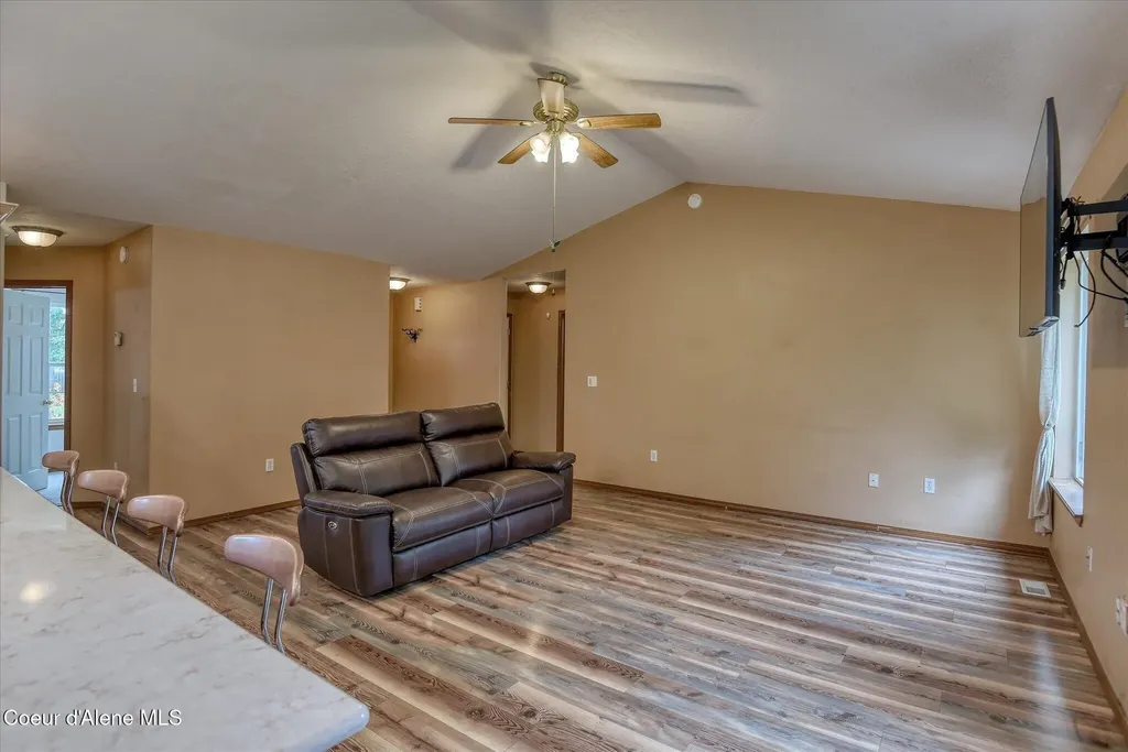5372 W Hedgewood Avenue Post Falls ID 83854