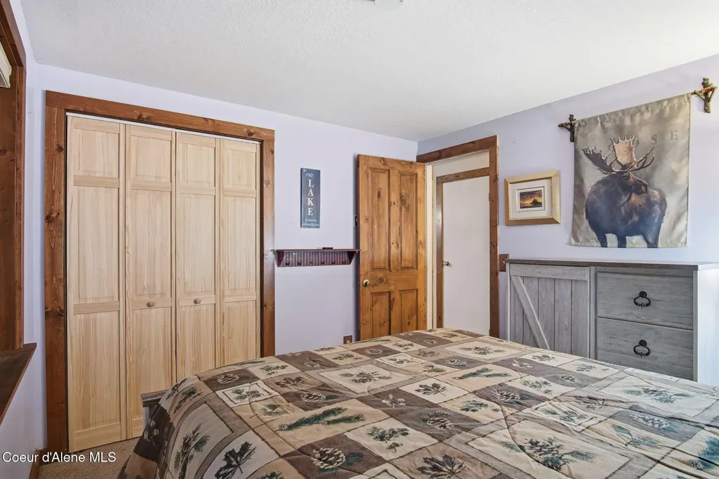 527 Creekside Drive Priest Lake ID 83856