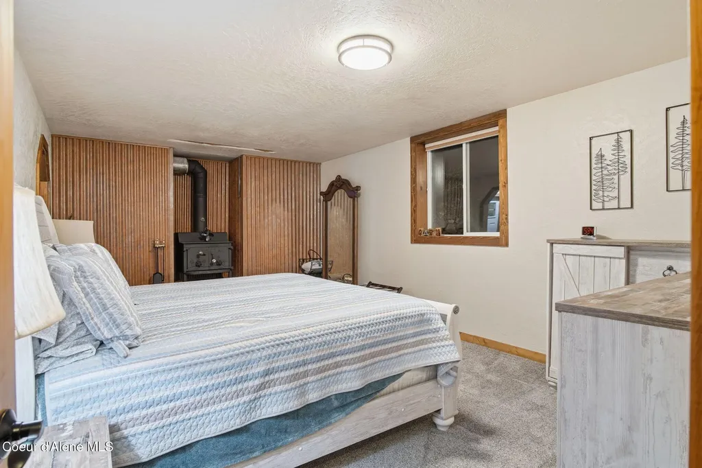 527 Creekside Drive Priest Lake ID 83856