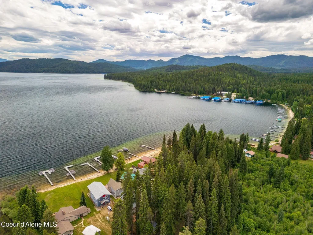 527 Creekside Drive Priest Lake ID 83856