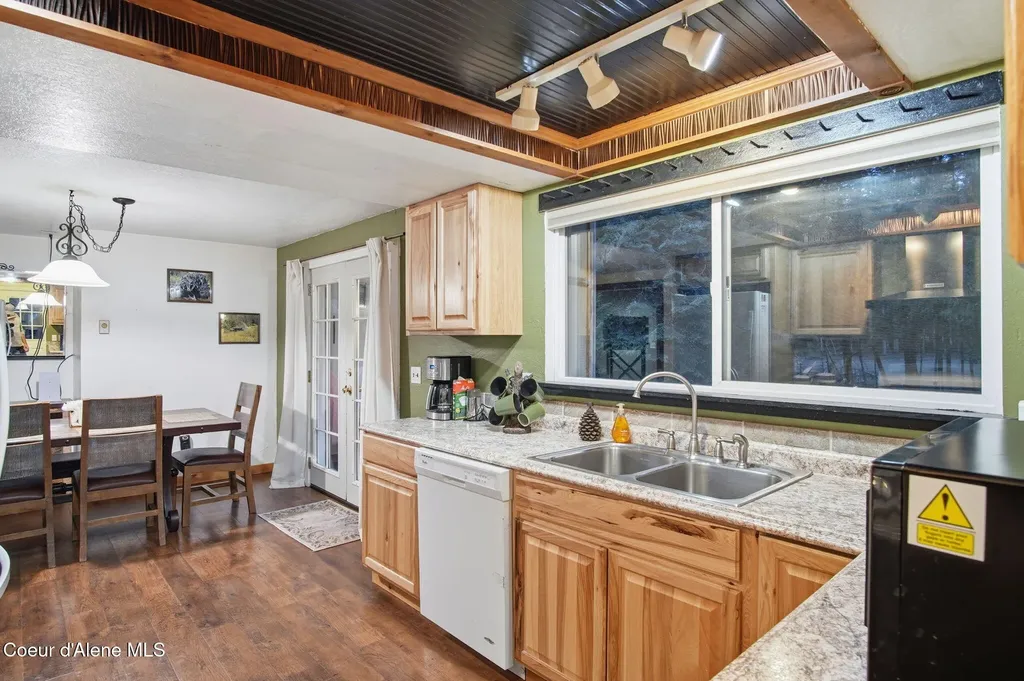 527 Creekside Drive Priest Lake ID 83856