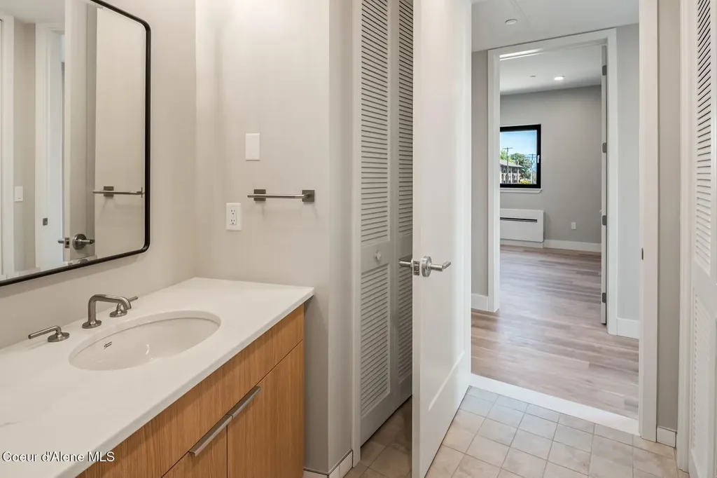 503-203 Cedar Street Sandpoint ID 83864